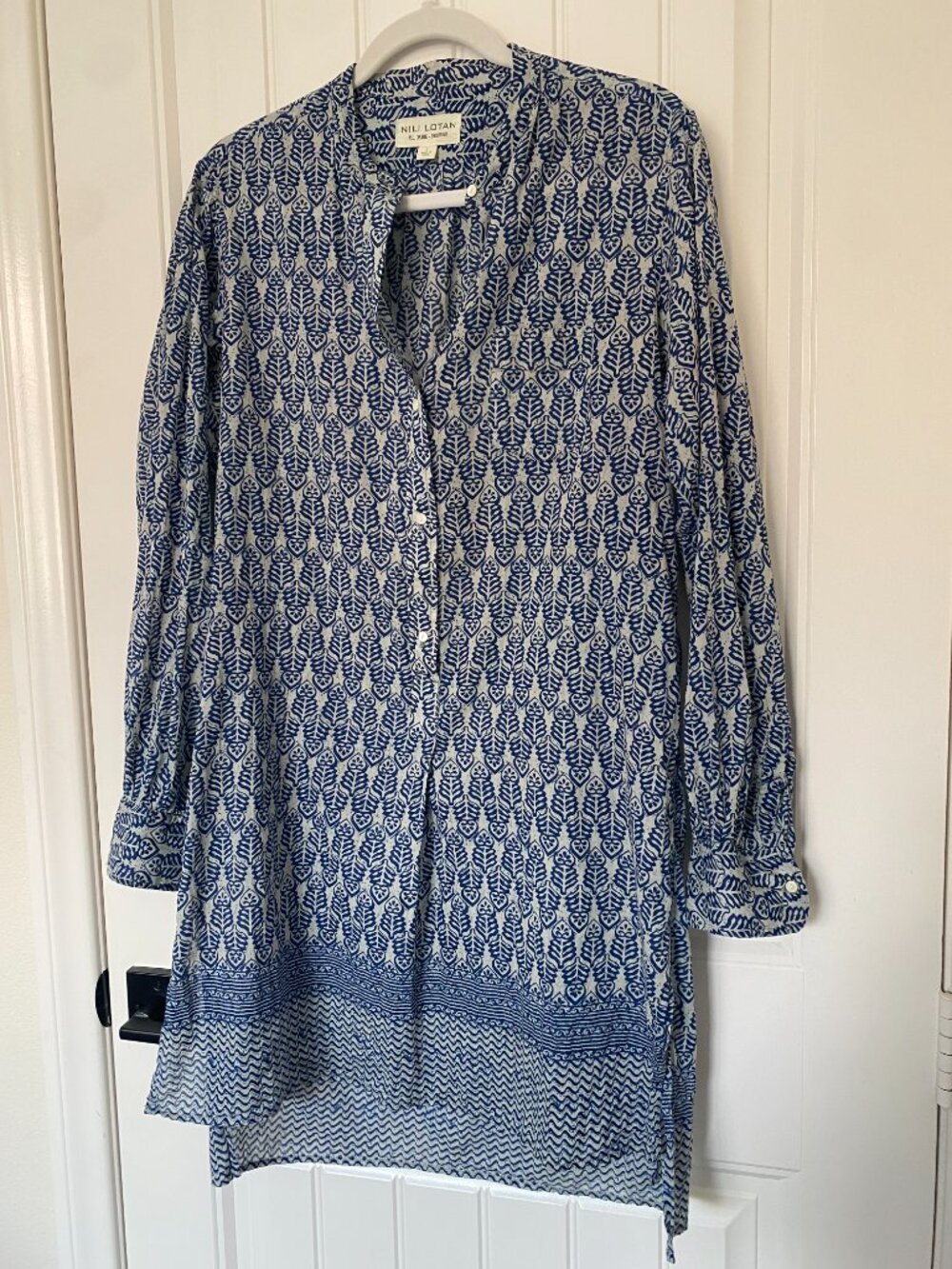 Nili Lotan | Printed Tunic Shirt Dress - Picture 2 of 11